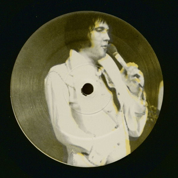 Kickin' Back ! The 1974 Hilton Dress Rehearsal (LP)