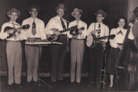 Vorschau: I'm Old Kentucky Bound 1938-56 (4-CD Deluxe Box Set) Vorschau: I'm Old Kentucky Bound 1938-56 (4-CD Deluxe Box Set)