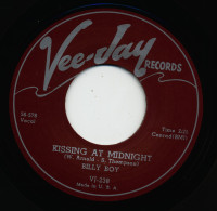 Vorschau: My Heart Is Crying - Kissing At Midnight (7inch, 45rpm) Vorschau: My Heart Is Crying - Kissing At Midnight (7inch, 45rpm)