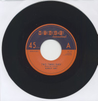 Vorschau: Two Timing Baby - Silly Dilly Woman (7inch, 45rpm) Vorschau: Two Timing Baby - Silly Dilly Woman (7inch, 45rpm)