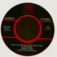 Vorschau: Don't Let The Sun Catch You Crying - Girl On A Swing (7inch, 45rpm) Vorschau: Don't Let The Sun Catch You Crying - Girl On A Swing (7inch, 45rpm)