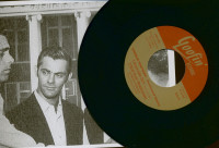 Vorschau: HI-Fly Rangers Go Feathers! (LP, 10inch + 7inch EP, 45rpm, Ltd.) Vorschau: HI-Fly Rangers Go Feathers! (LP, 10inch + 7inch EP, 45rpm, Ltd.)
