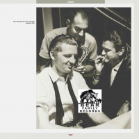 Vorschau: Jerry Lee Lewis At Sun Records The Collected Works (18-CD Deluxe Box Set) Vorschau: Jerry Lee Lewis At Sun Records The Collected Works (18-CD Deluxe Box Set)