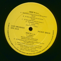 Vorschau: Kickin' Back ! The 1974 Hilton Dress Rehearsal (LP) Vorschau: Kickin' Back ! The 1974 Hilton Dress Rehearsal (LP)