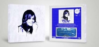 Vorschau: Für Hilde - Limited Super Deluxe Set (2-CD, Leinwandportrait, Schlafbrille) Vorschau: Für Hilde - Limited Super Deluxe Set (2-CD, Leinwandportrait, Schlafbrille)