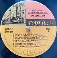Vorschau: Many Sides Of Love - The Complete Reprise Recordings Plus! (LP, colored Vinyl, Ltd.) Vorschau: Many Sides Of Love - The Complete Reprise Recordings Plus! (LP, colored Vinyl, Ltd.)